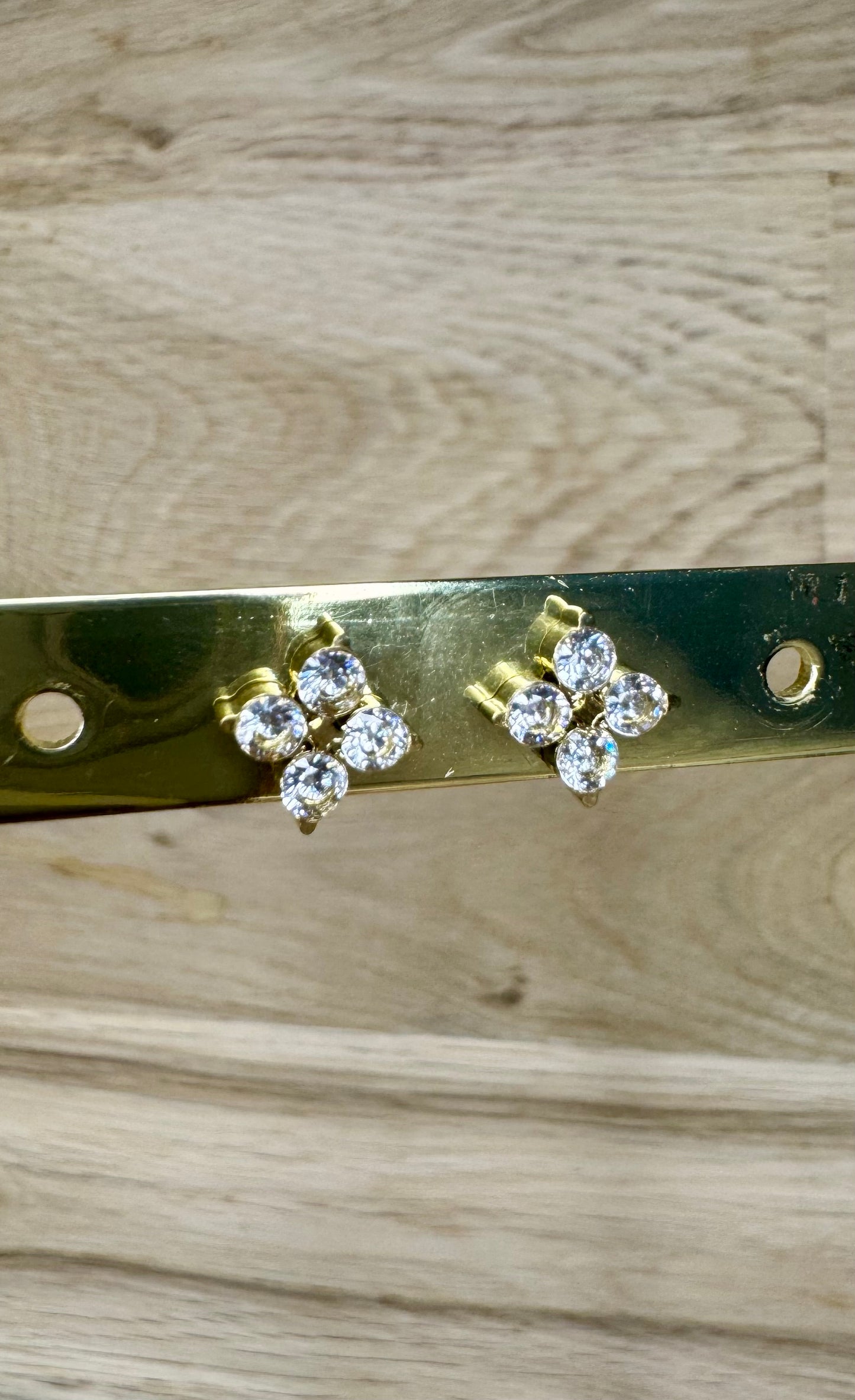 Boucle d’oreille Fleur