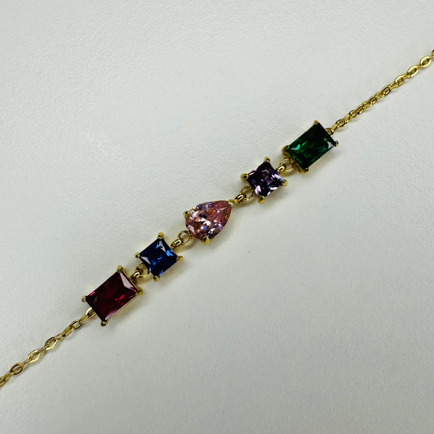 Bracelet color
