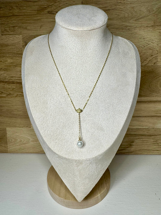 Collier Augustine